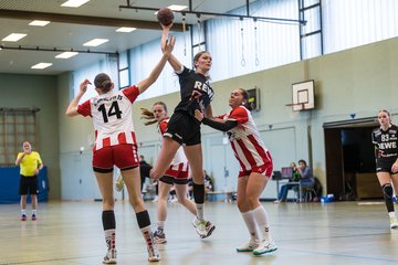 Bild 145 - wBJ SV Henstedt Ulzburg - Bramstedter TS : Ergebnis: 27:15